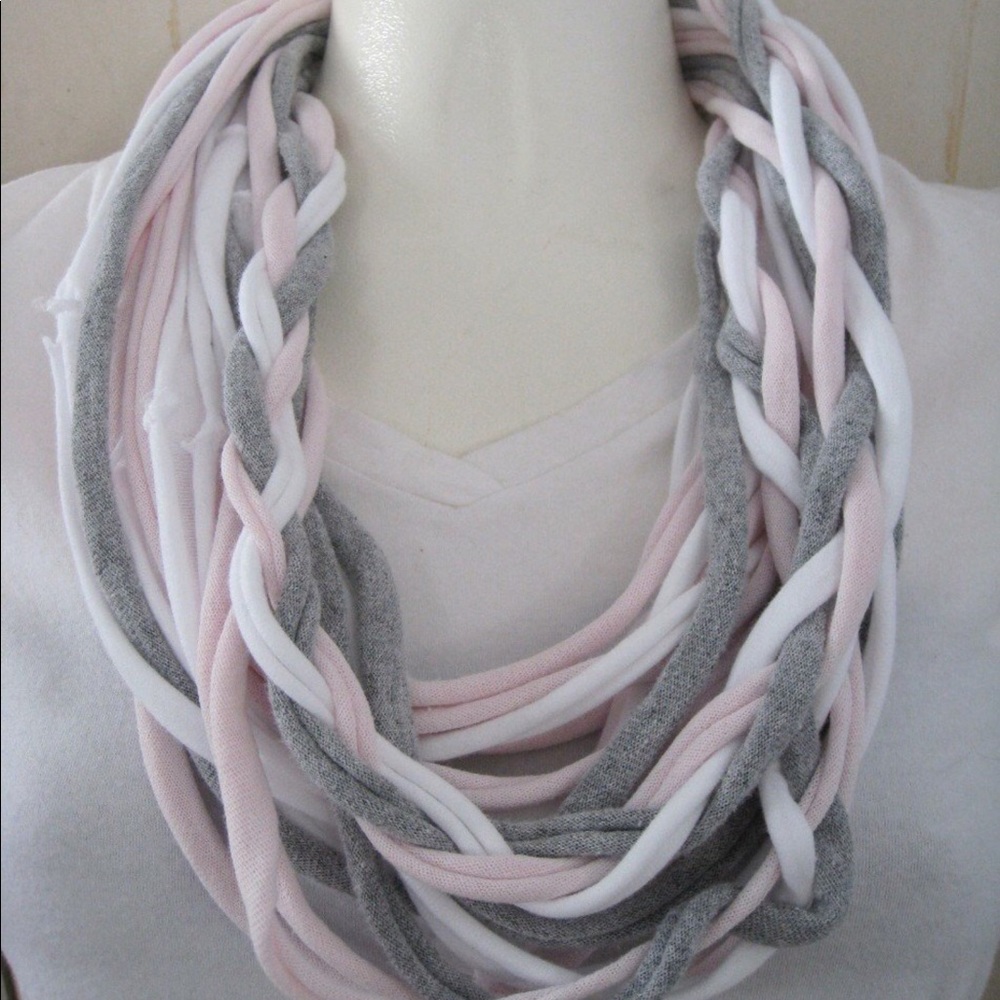 T-shirt infinity necklace
